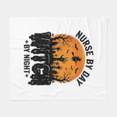 Vintage-Hexenkrankenschwester-Halloween-Design_1 Fleecedecke (Vorderseite (Horizontal))