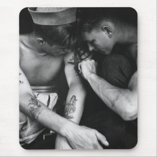 Vintage homosexuelle Interessenstückseeleute mit Mousepad