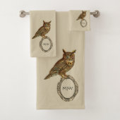 Vintage Horned Owl Monogram Beige Badhandtuch Set (Insitu)