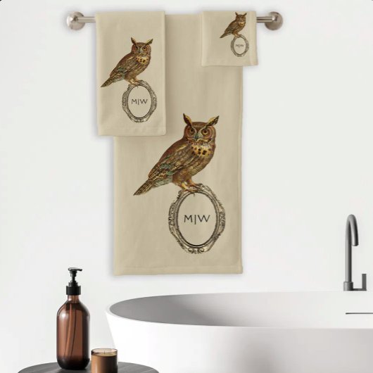 Vintage Horned Owl Monogram Beige Badhandtuch Set