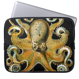 Vintage Illustration eines goldenen Oktopus Laptopschutzhülle