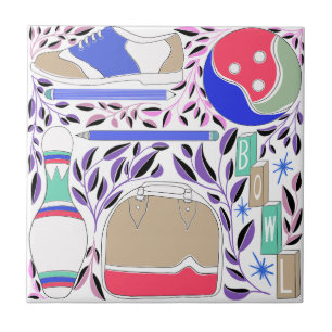 Vintage inspirierte Volkskunst-Bowling-Kegel und - Fliese