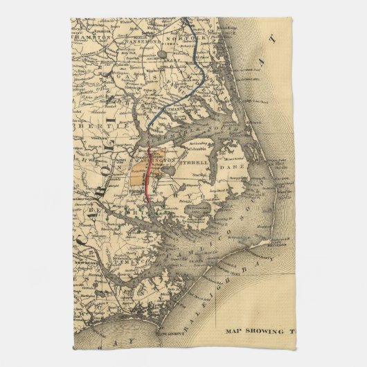 Vintage Karte der Nord-Carolinaküste (1887) Handtuch (Vertikal)