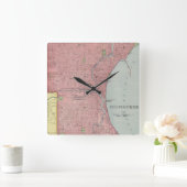 Vintage Karte von Milwaukee Wisconsin (1903) Quadratische Wanduhr (Zuhause)