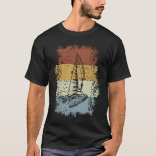 Vintage-Katamaran-Boot altes Segelboot Ozean Meer  T-Shirt