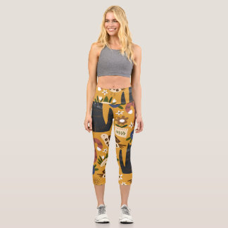 Vintage Katzen und Vögel, handgezeichnet. Capri Leggings