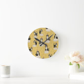 Vintage-Katzengeburtstag  Runde Wanduhr (Zuhause)