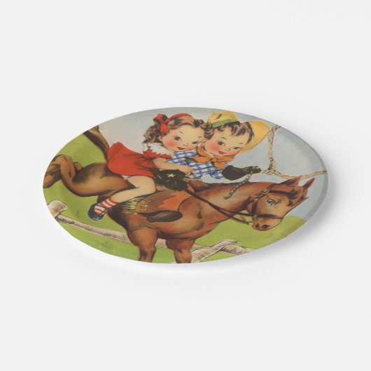 Vintage Kinder, die ein Pferd spielt Cowboys Pappteller (Schrägansicht)