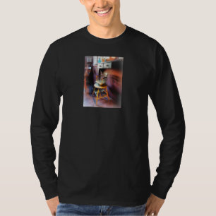 Vintage Kinder-Friseurstuhl T-Shirt