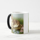 Vintage Kitten Illustration mit Blume Verwandlungstasse (Vorderseite Links)