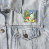 Vintage Kitten Illustration mit gelben Blumen Button (Beispiel)