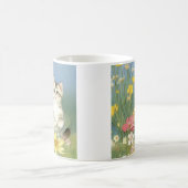 Vintage Kitten Illustration mit gelben Blumen Verwandlungstasse (Mittel)