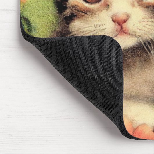 Vintage Kitten in Blume Mousepad (Ecke)