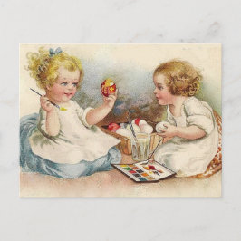 Vintage kleine Mädchen Ostereier färben Feiertagspostkarte