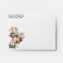 Vintage Kleinkinder spielen mit Feuerwehrfahrzeuge