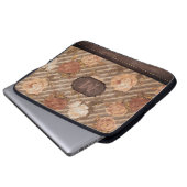 Vintage Kupfer-Rose | Rustikale florale Monogramm Laptopschutzhülle (Vorne Knopf)