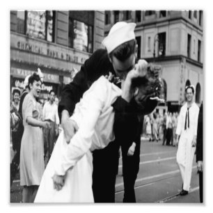 Vintage küssendes Paar. Umarmen küssen Fotografie