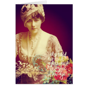 Vintage Lady hielt ihren Kopf hoch, Jeden Anlaß