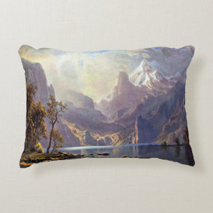 Vintage Landschaft, Tahoe-See bei Albert Bierstadt Zierkissen