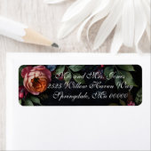 Vintage launische dunkle blumenblühende Rose (Insitu)