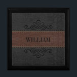 Vintage Ledertextur braun und schwarz Geschenkbox<br><div class="desc">Elegantes Bild von brauner und schwarzer Vintager Ledertextur mit Nahteffekt. Anpassbare Monogramm in schwarz mit kalligrafisch schwarzen Wirbel Designelement.</div>