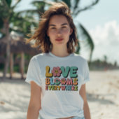 Vintage Liebe blüht T-Shirt