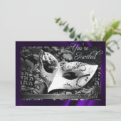 Vintage Lila Seidenmasquerade Einladung (Stehend Vorderseite)