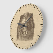 Vintage Lion Illustration auf Burlap Große Wanduhr (Winkel)