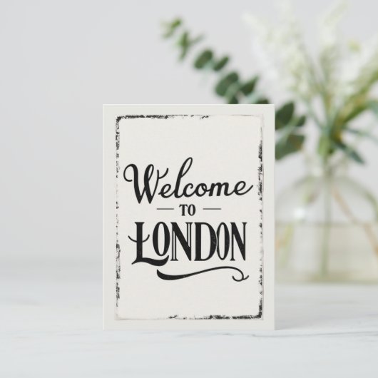 Vintage Londoner Typografie Postkarte (Stehend Vorderseite)