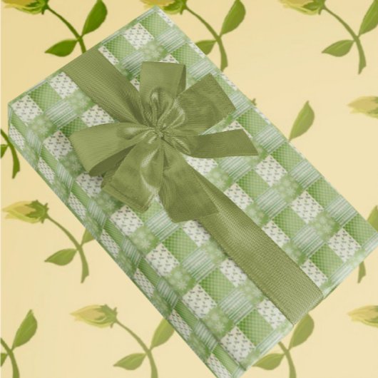 Vintage Look Green Yellow Ecru Patchwork  Geschenkpapier