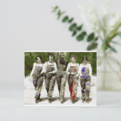 Vintage Mädchen - Spaß, feministische Kunst Postkarte (Stehend Vorderseite)