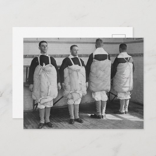 Vintage Männer mit Matratzen Postkarte (Vorne/Hinten)