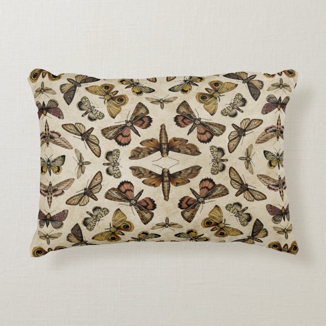 Vintage Moths Throw Kissen (Vorderseite)