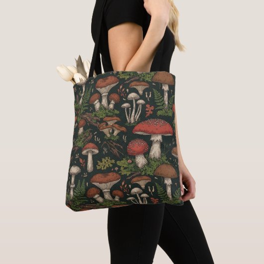Vintage Mushroom Forest Botanical Tasche (Von Nahem)