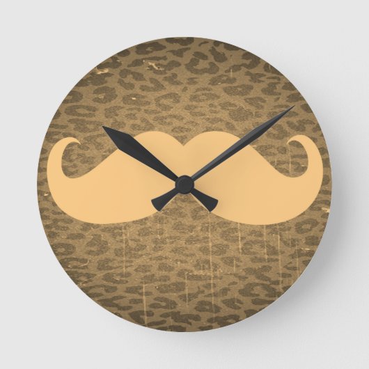 Vintage Mustache on Leopard Runde Wanduhr (Vorderseite)