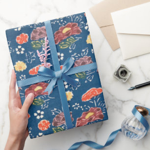 Vintage-Muster Bingata: Pfingstrosen und kleine Ki Geschenkpapier
