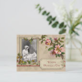 Vintage-Mutter und Kind mit Blumen Postkarte (Stehend Vorderseite)
