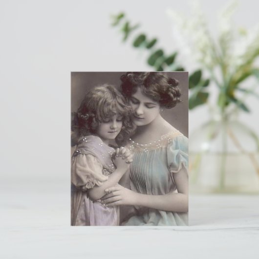Vintage Mutter und Tochter Postkarte (Stehend Vorderseite)