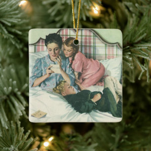 Vintage Muttertag, Kinder lesen Karten im Bett  Keramikornament