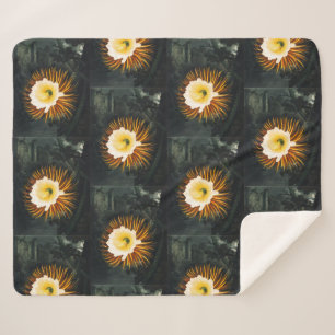 Vintage Nachtblühender Cereus Gothic Art Sherpadecke
