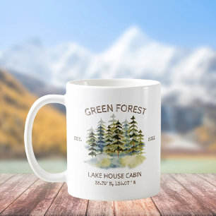 Vintage nebliger grüner Wald Wasserfarben-Cabin Lo Kaffeetasse