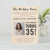 Vintage Newspaper Fun Photo 35th Birthday Party Einladung (Stehend Vorderseite)
