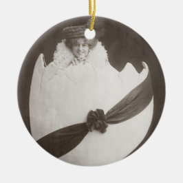 Vintage Ostereierdame Keramik Ornament