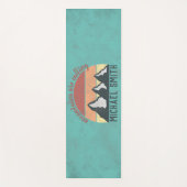 Vintage Pastellberge nennen Monogramm Yogamatte (Vorderseite)