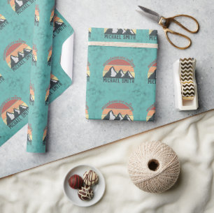 Vintage-Pastellberge rufen Monogramm Geschenkpapier