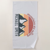 Vintage Pastellgebirge nennen Monogramm grau Strandtuch (Vorderseite)