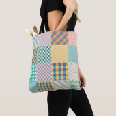 Vintage-Patchwork: Nahtloser Textilhintergrund Tasche (Von Nahem)