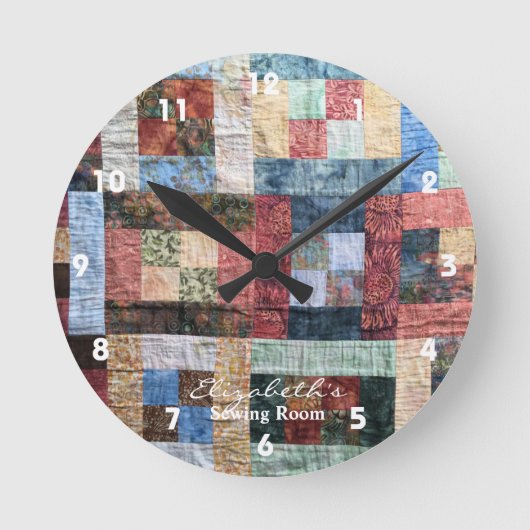 Vintage Patchwork-Quilt-Uhr Runde Wanduhr (Vorderseite)