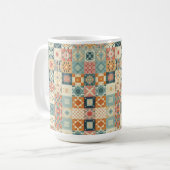 Vintage, patchworkartiger Quilt-Look Kaffeetasse (Vorderseite Links)