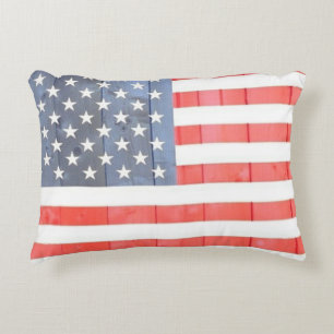 Vintage Patriotische USA-Flagge auf Holzzaun Dekokissen